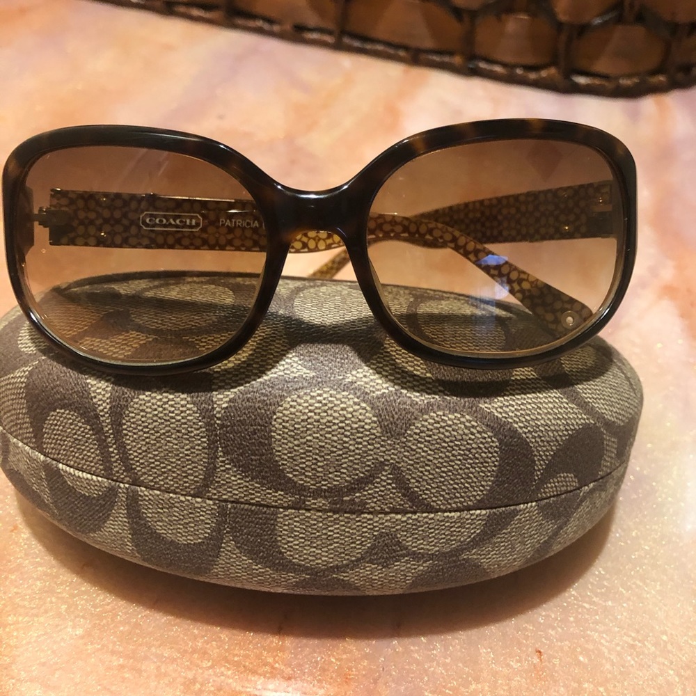 Coach sunglasses(SOLD)